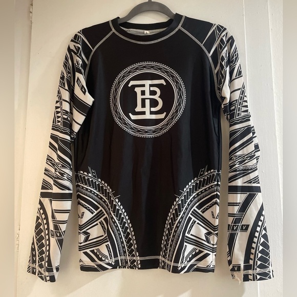 Island’s Best Y2K Tribal Surfing Rash Guard Size L - Picture 1 of 8
